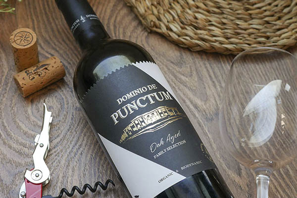 vino tinto dominio punctum chardonnay seleccion tempranillo petit verdot